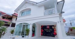 Spacious and beautifully designed 2-storey pool villa For SALE Spacious and beautifully designed 2-storey pool villa For SALE