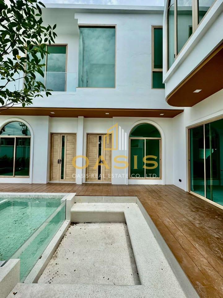 Stunning Modern Mediterranean Style Pool Villa for Sale