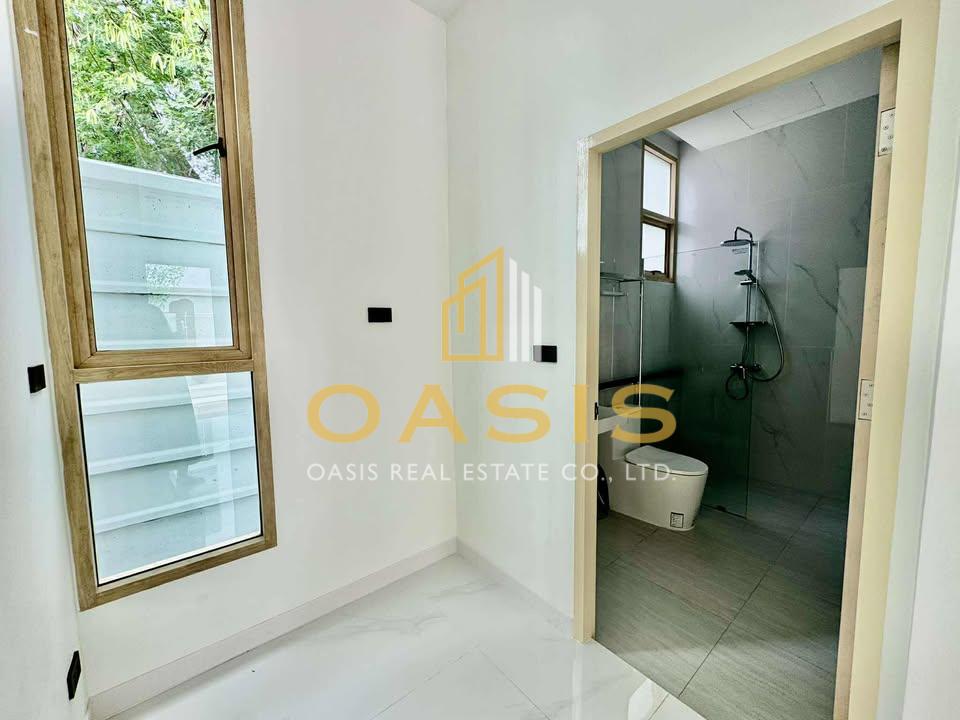 Stunning Modern Mediterranean Style Pool Villa for Sale