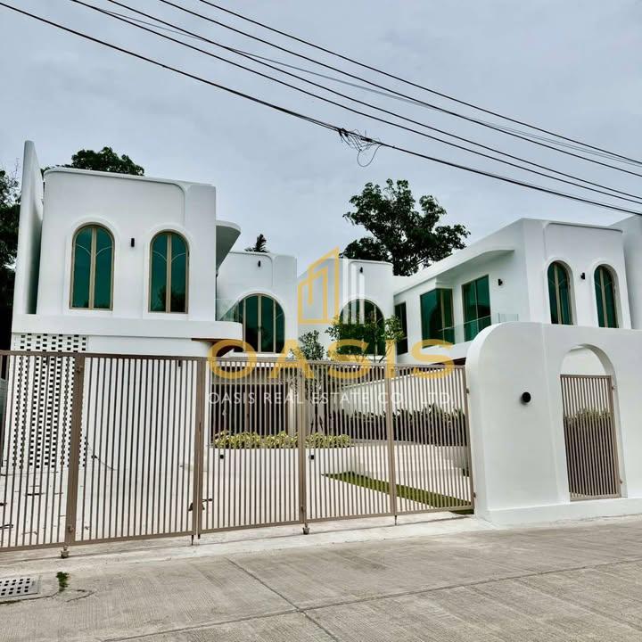 Stunning Modern Mediterranean Style Pool Villa for Sale