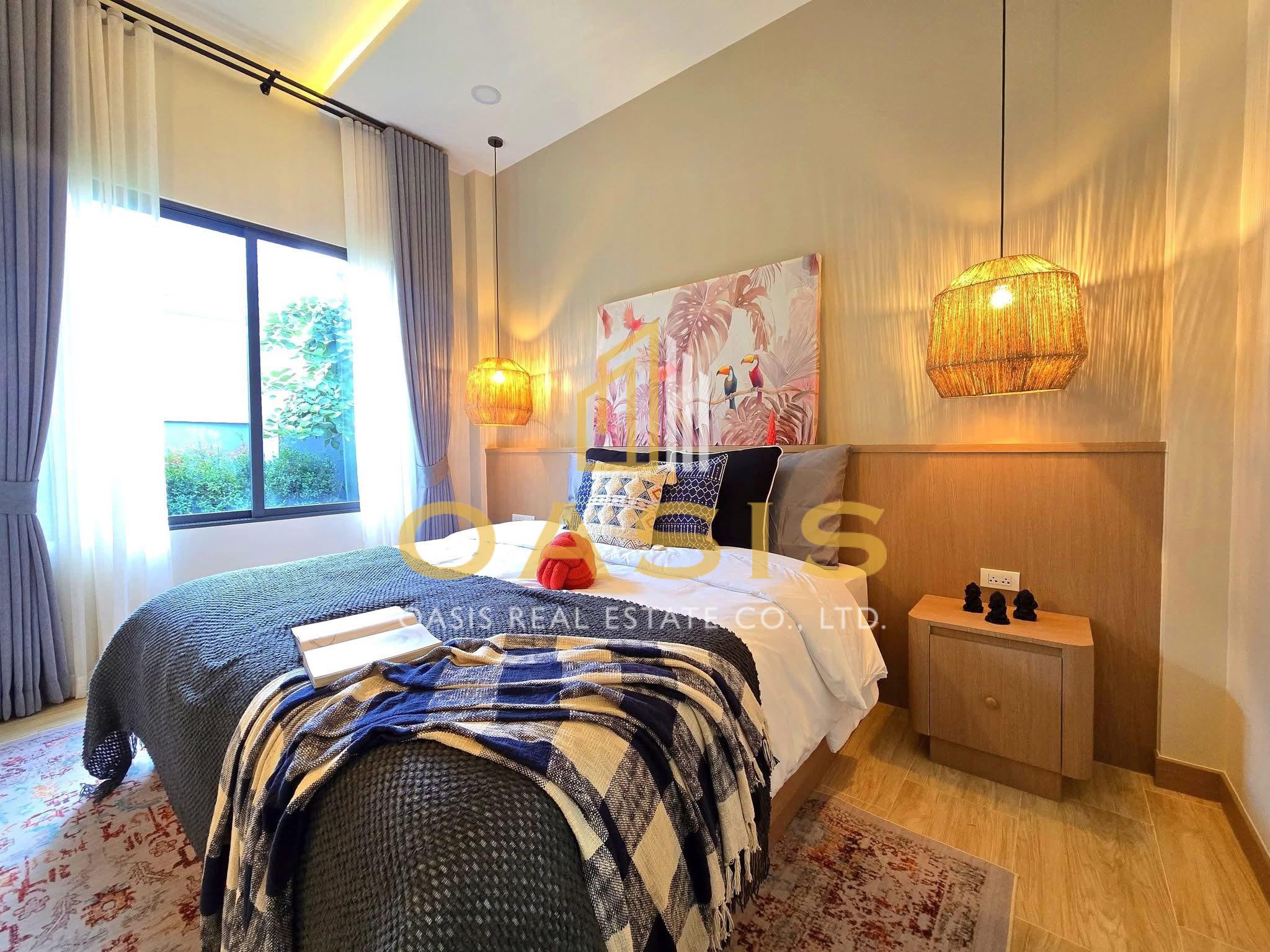 Brand-new luxury pool villa for SALE