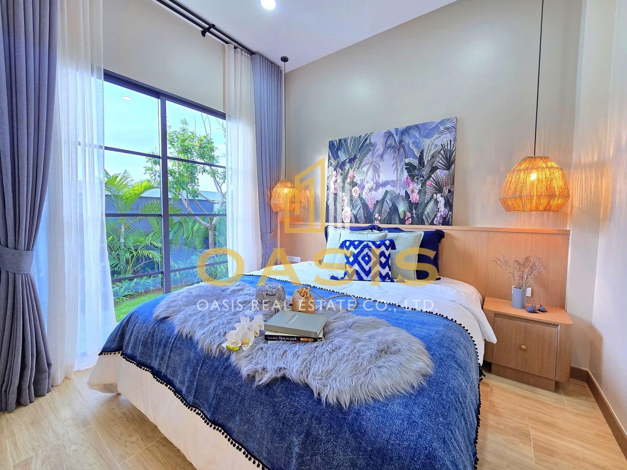 Brand-new luxury pool villa for SALE