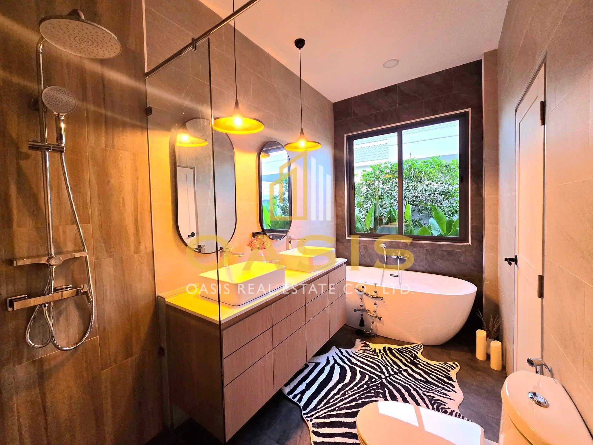 Brand-new luxury pool villa for SALE