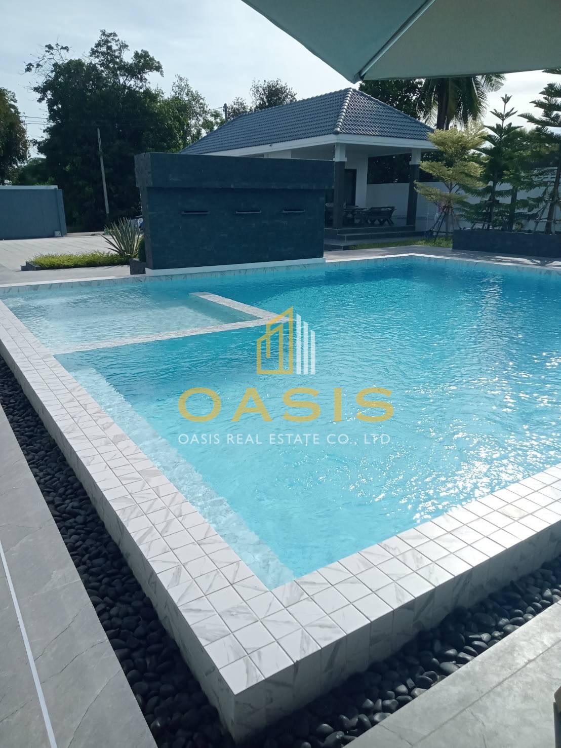 Versatile Estate Near Lake Mabprachan for SALE