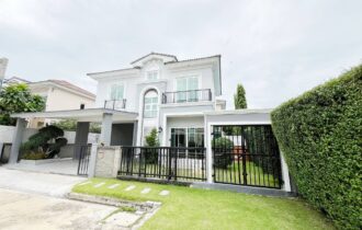 Grandio Ramintra–Wongwaen – Exclusive Corner Home for Rent