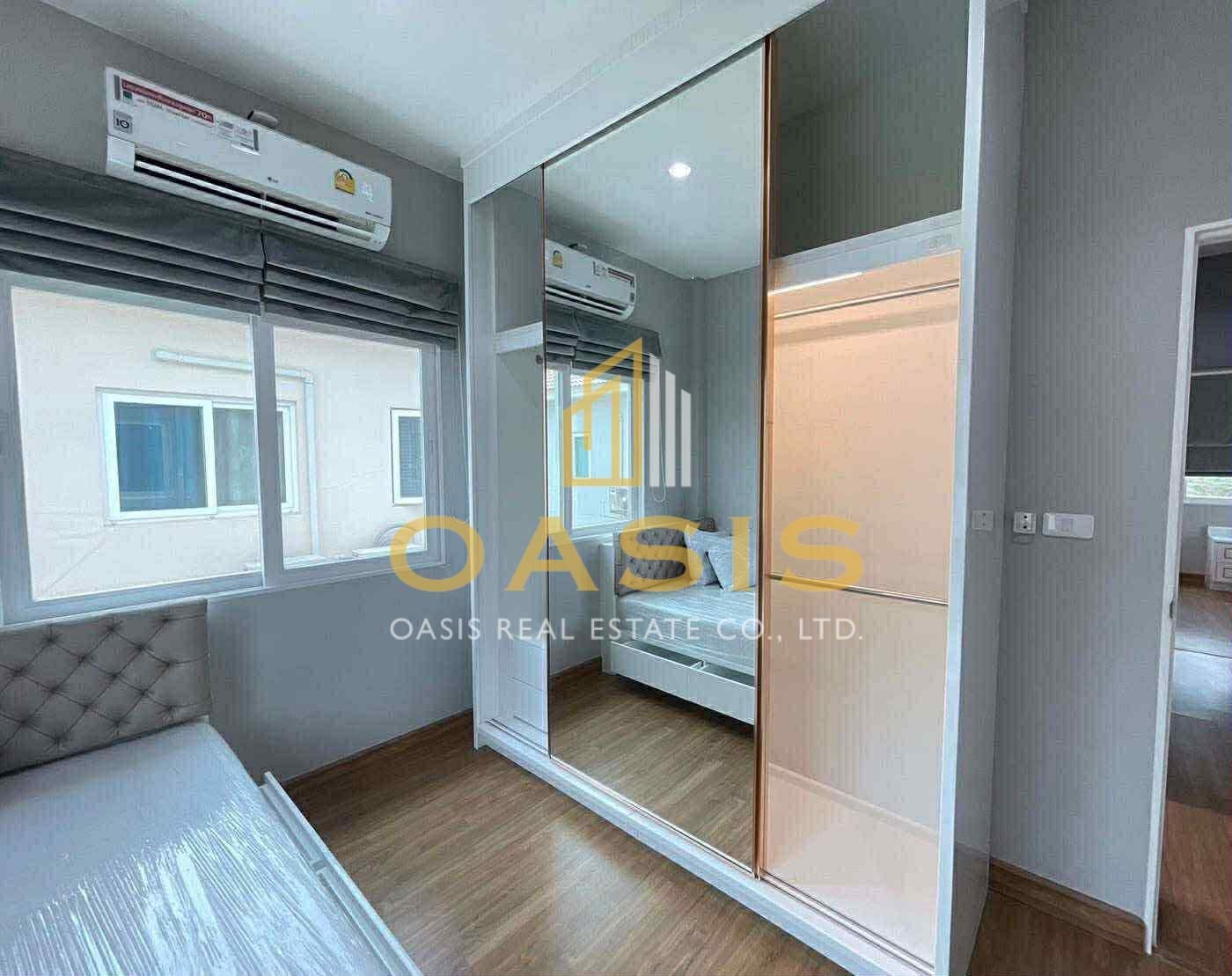 Grandio Ramintra–Wongwaen – Exclusive Corner Home for Rent