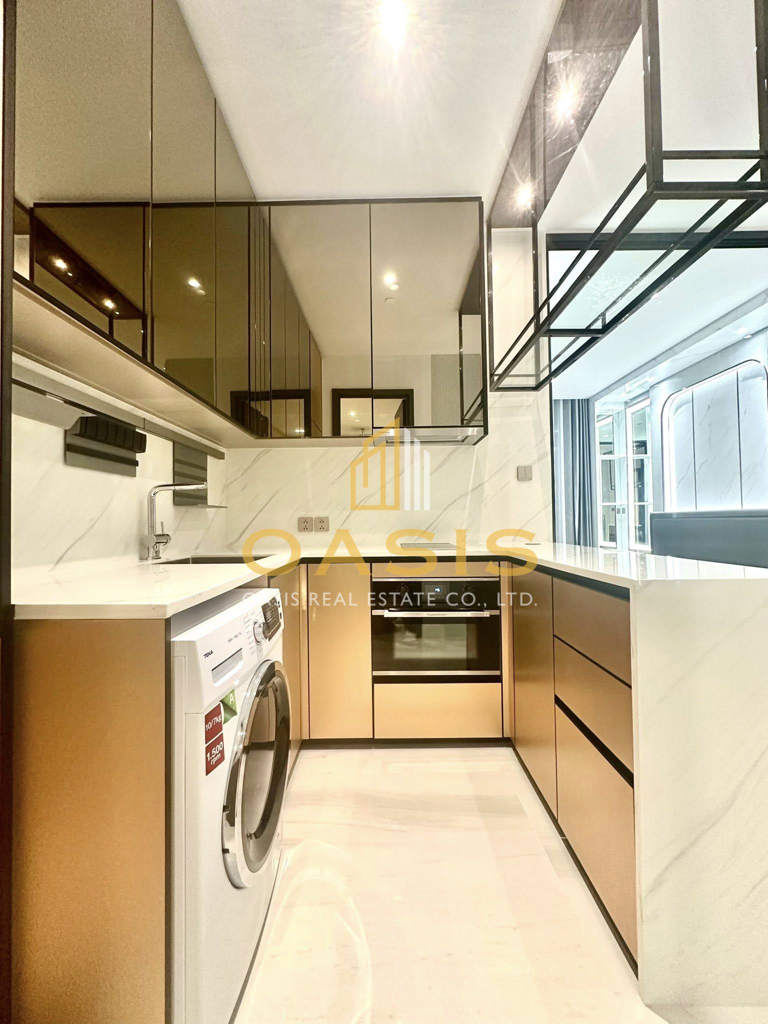 New Luxury Unit at Supalai Icon Sathorn for Rent