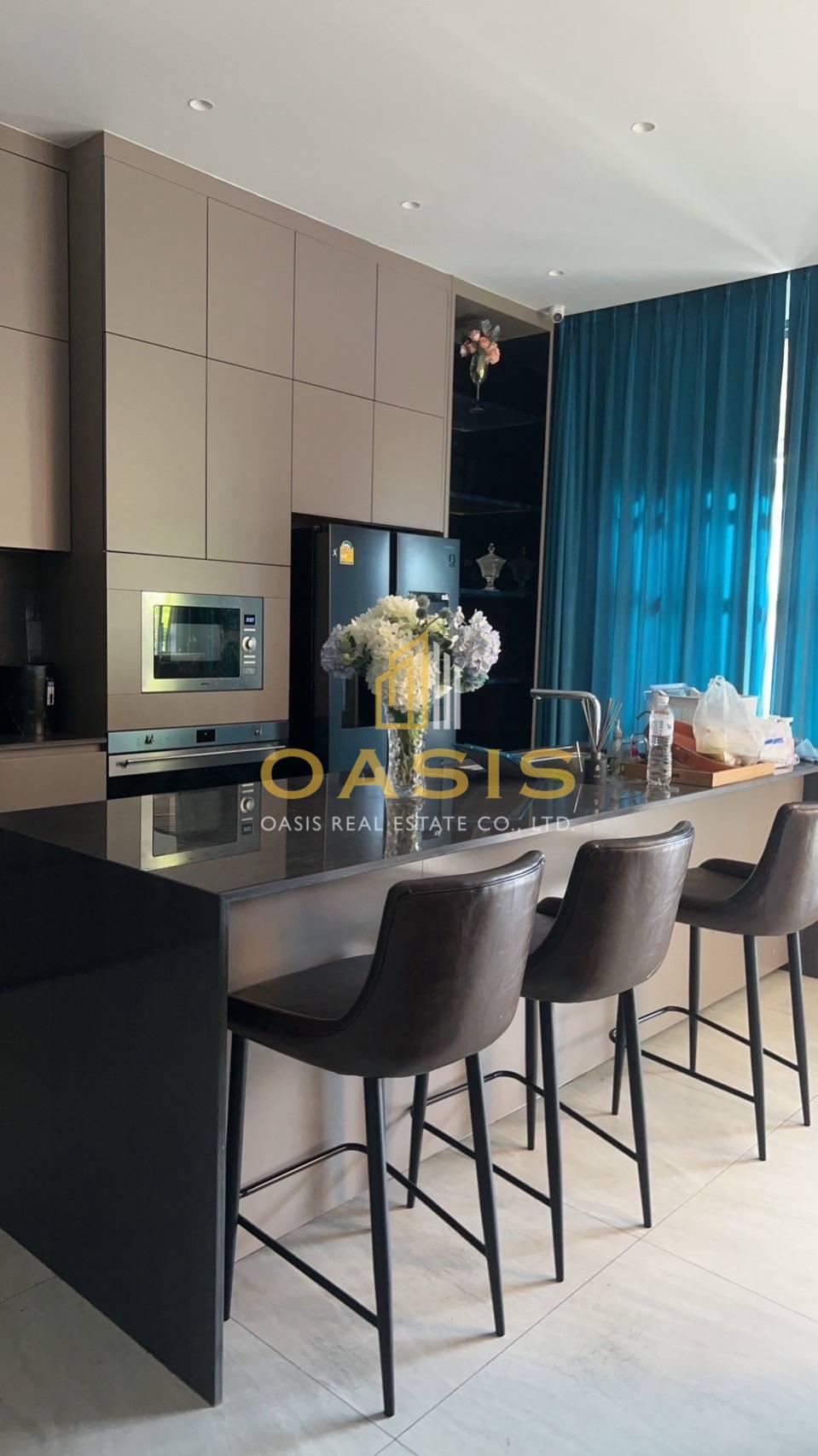 Vana Residence Krungthep Kreetha – Luxury Show Home For Sale