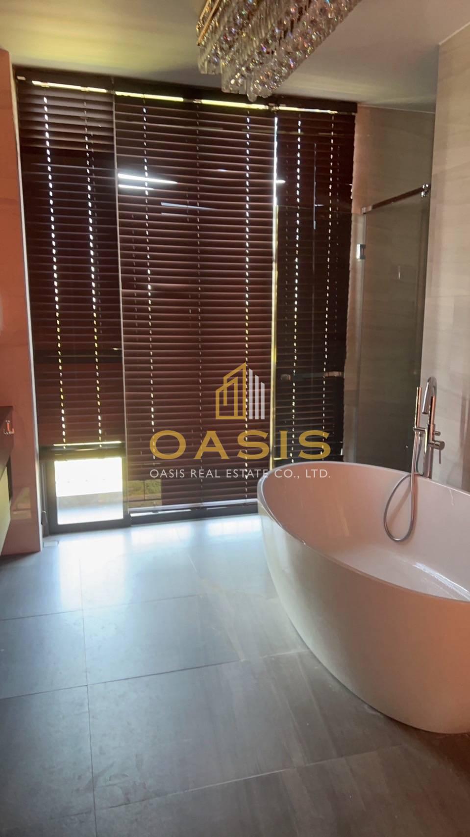 Vana Residence Krungthep Kreetha – Luxury Show Home For Sale