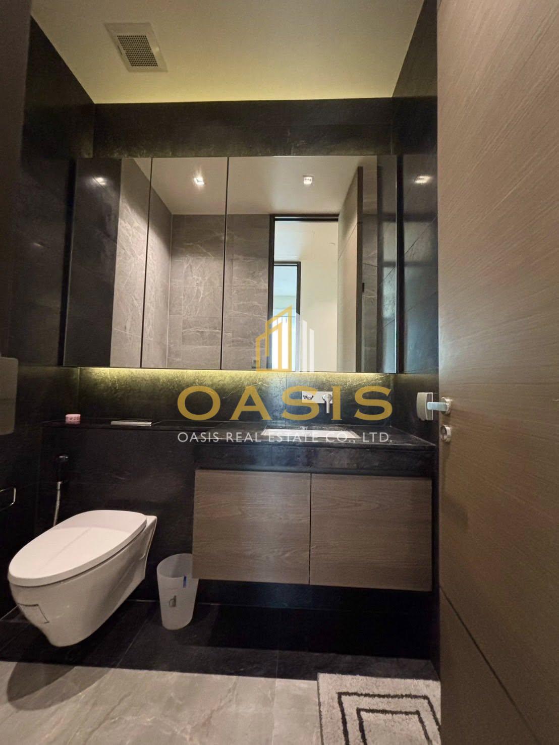 28 Chidlom – Elegant Corner Residence in Bangkok’s Most Prestigious CBD For Rent