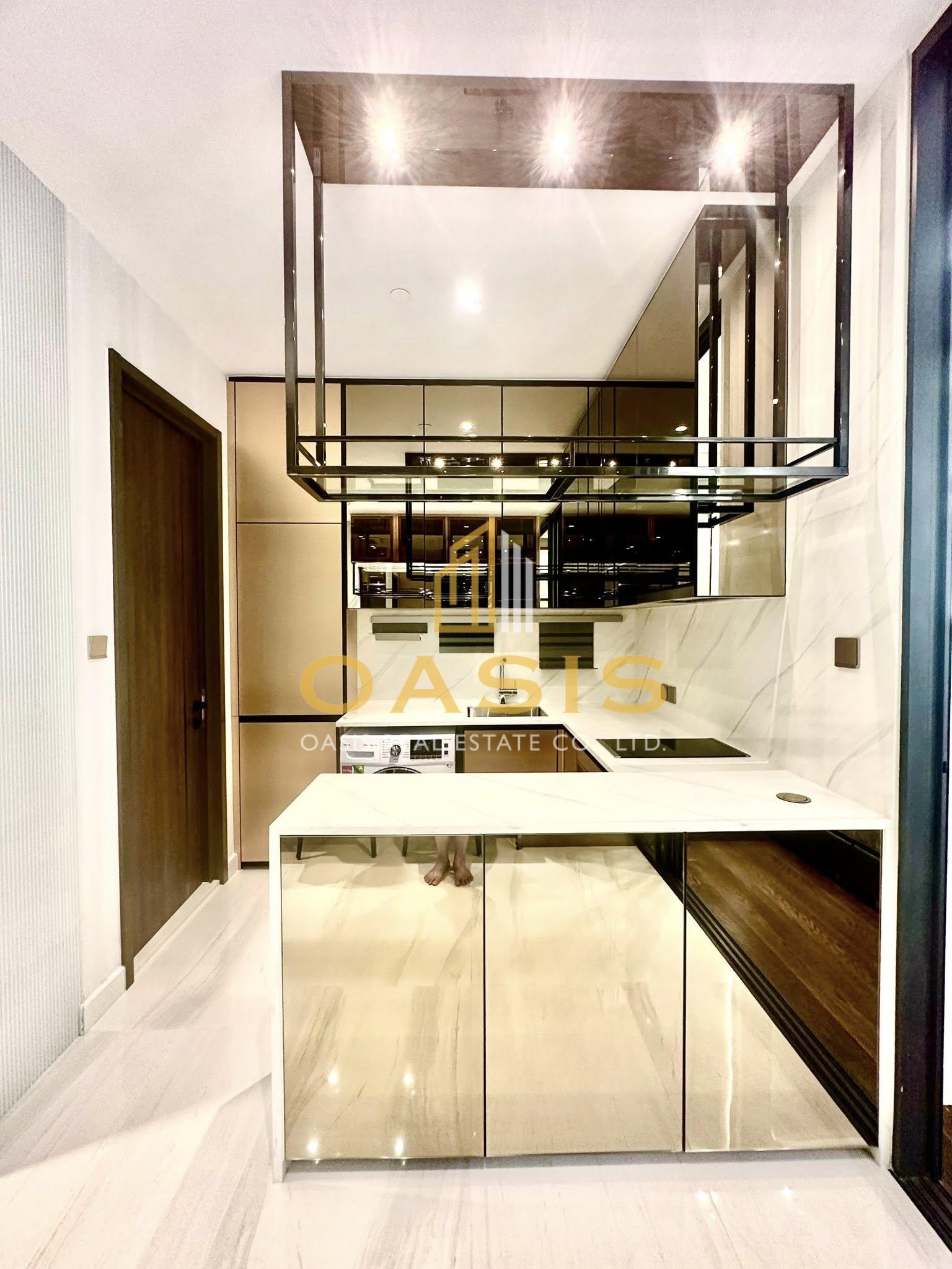 New Luxury Unit at Supalai Icon Sathorn for Rent