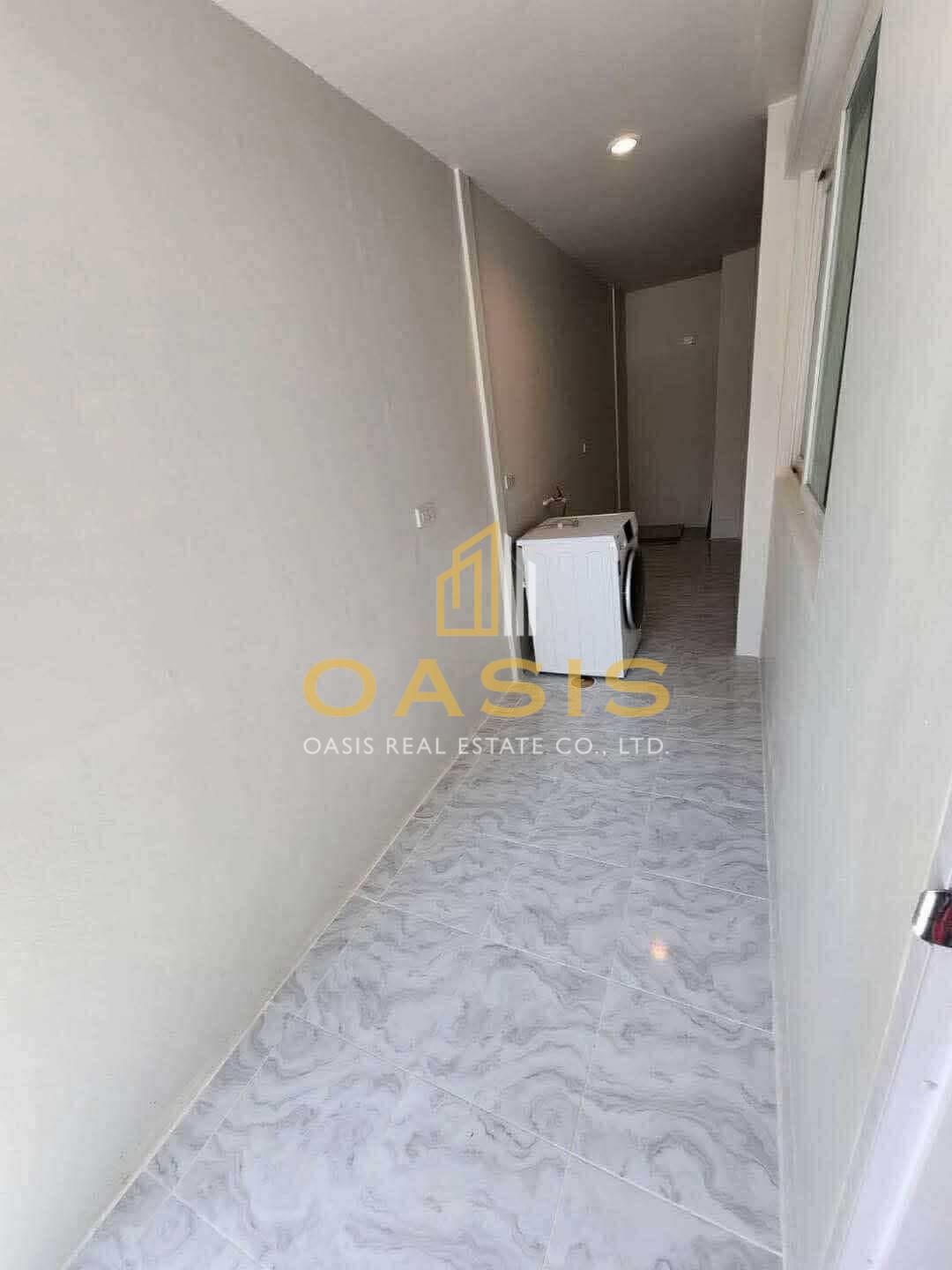 Grandio Ramintra–Wongwaen – Exclusive Corner Home for Rent