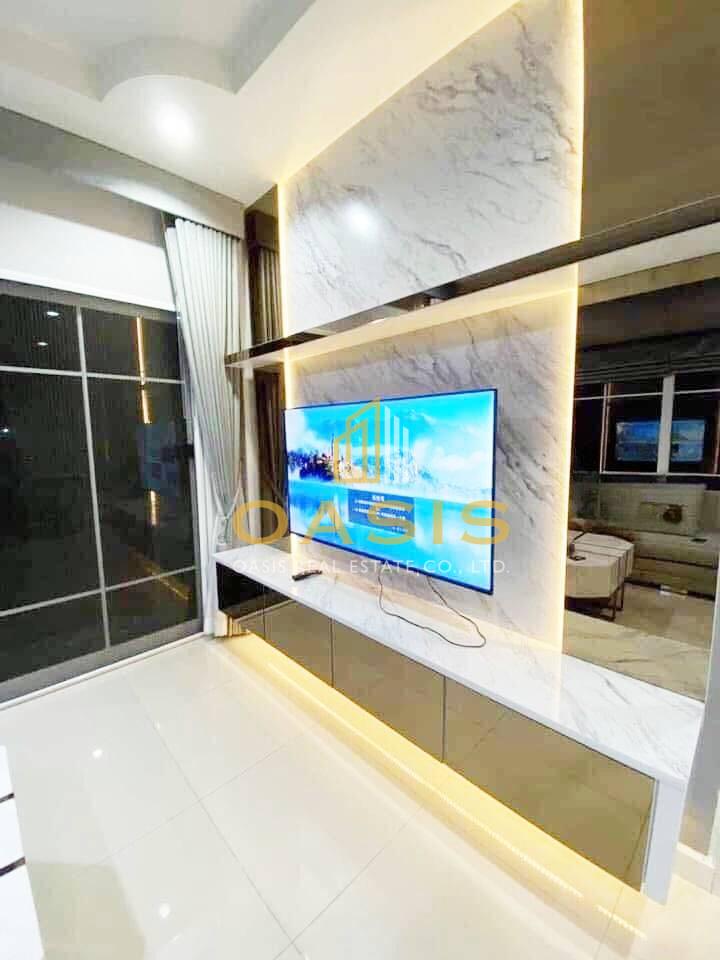 Grandio Ramintra–Wongwaen – Exclusive Corner Home for Rent