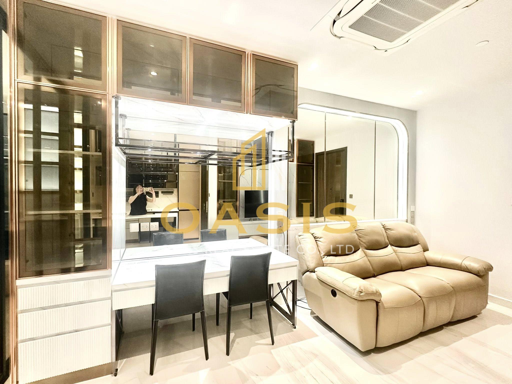New Luxury Unit at Supalai Icon Sathorn for Rent