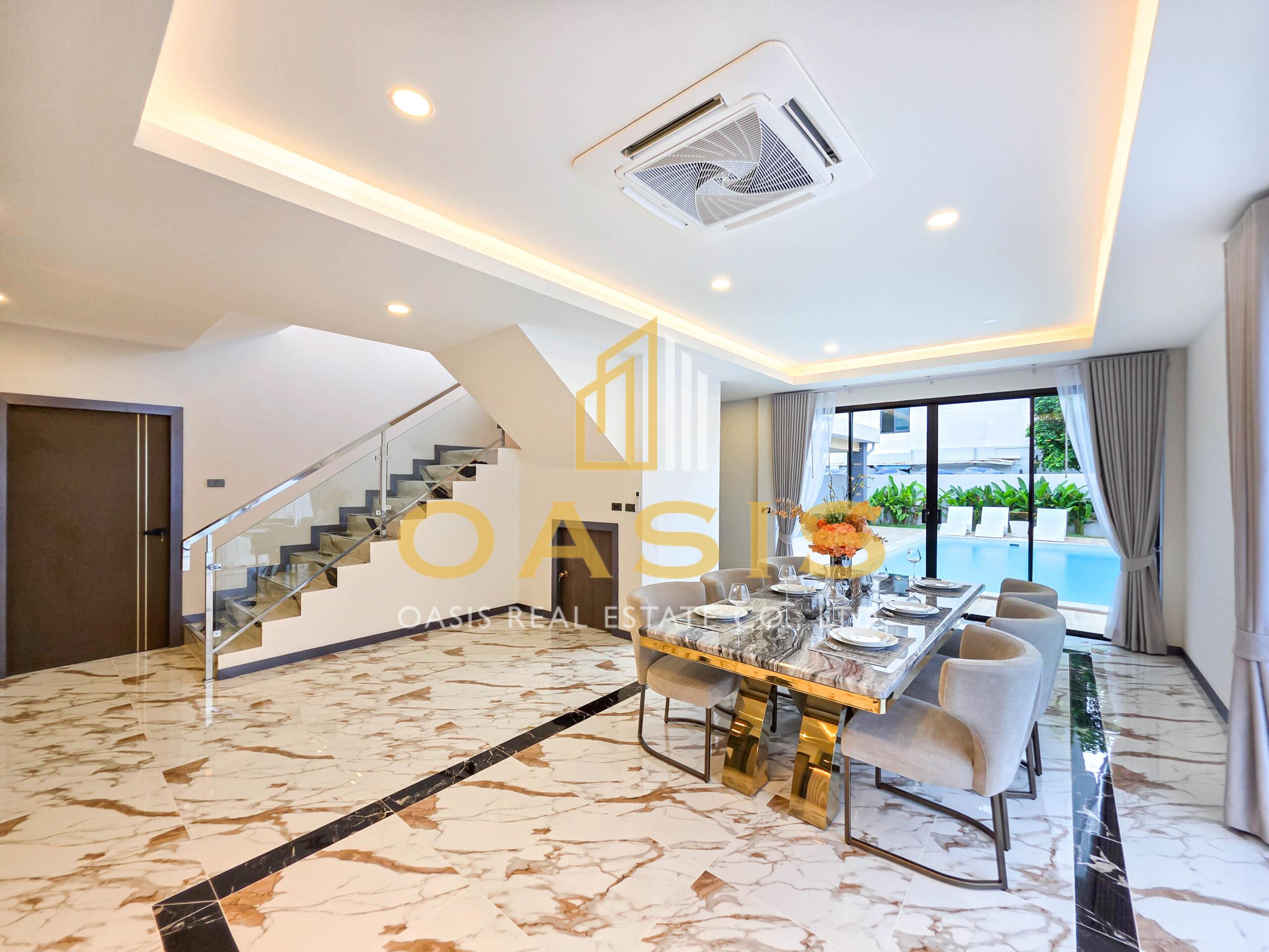 A beautifully renovated 2-storey home for Sale