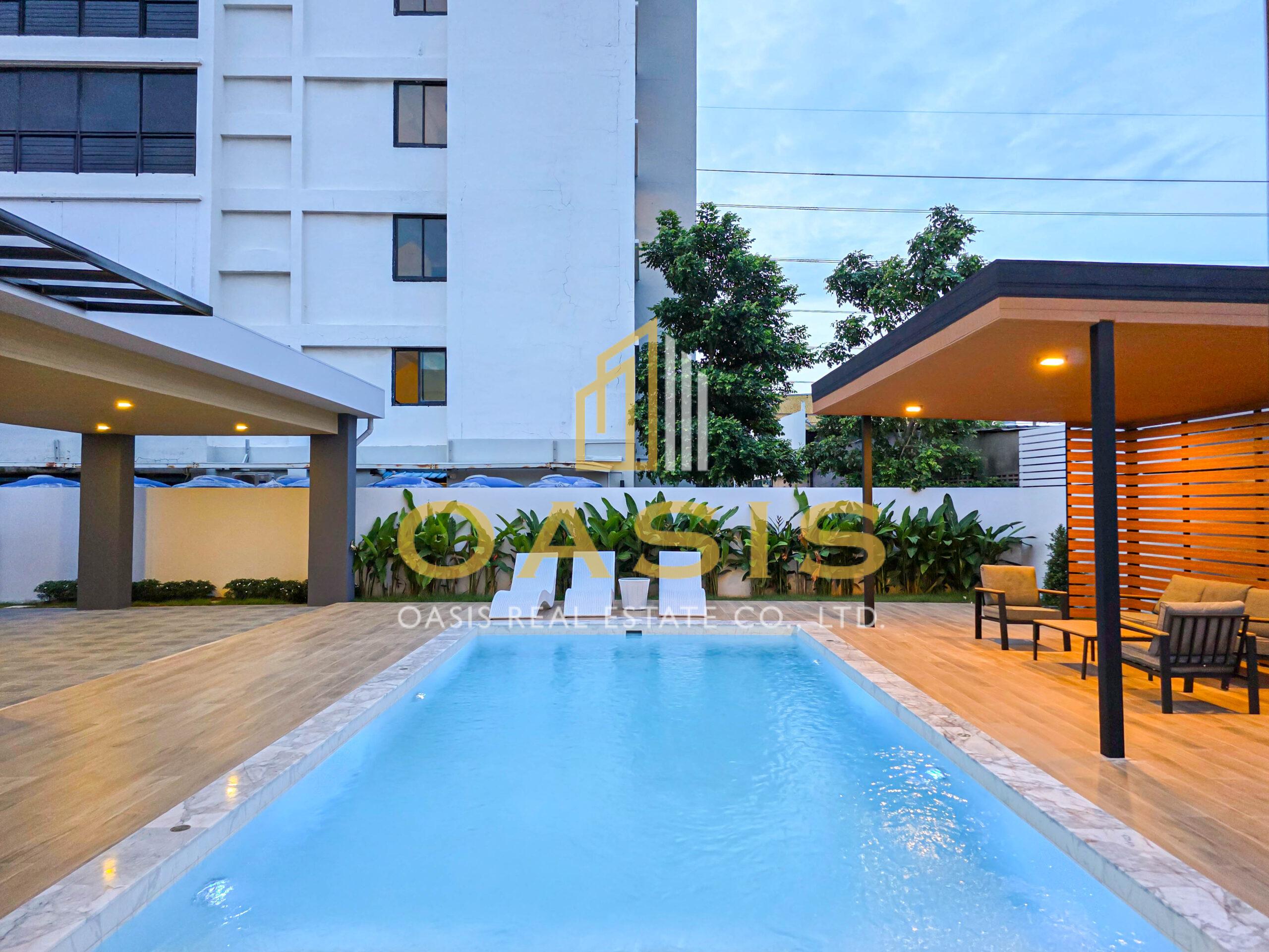 A beautifully renovated 2-storey home for Sale