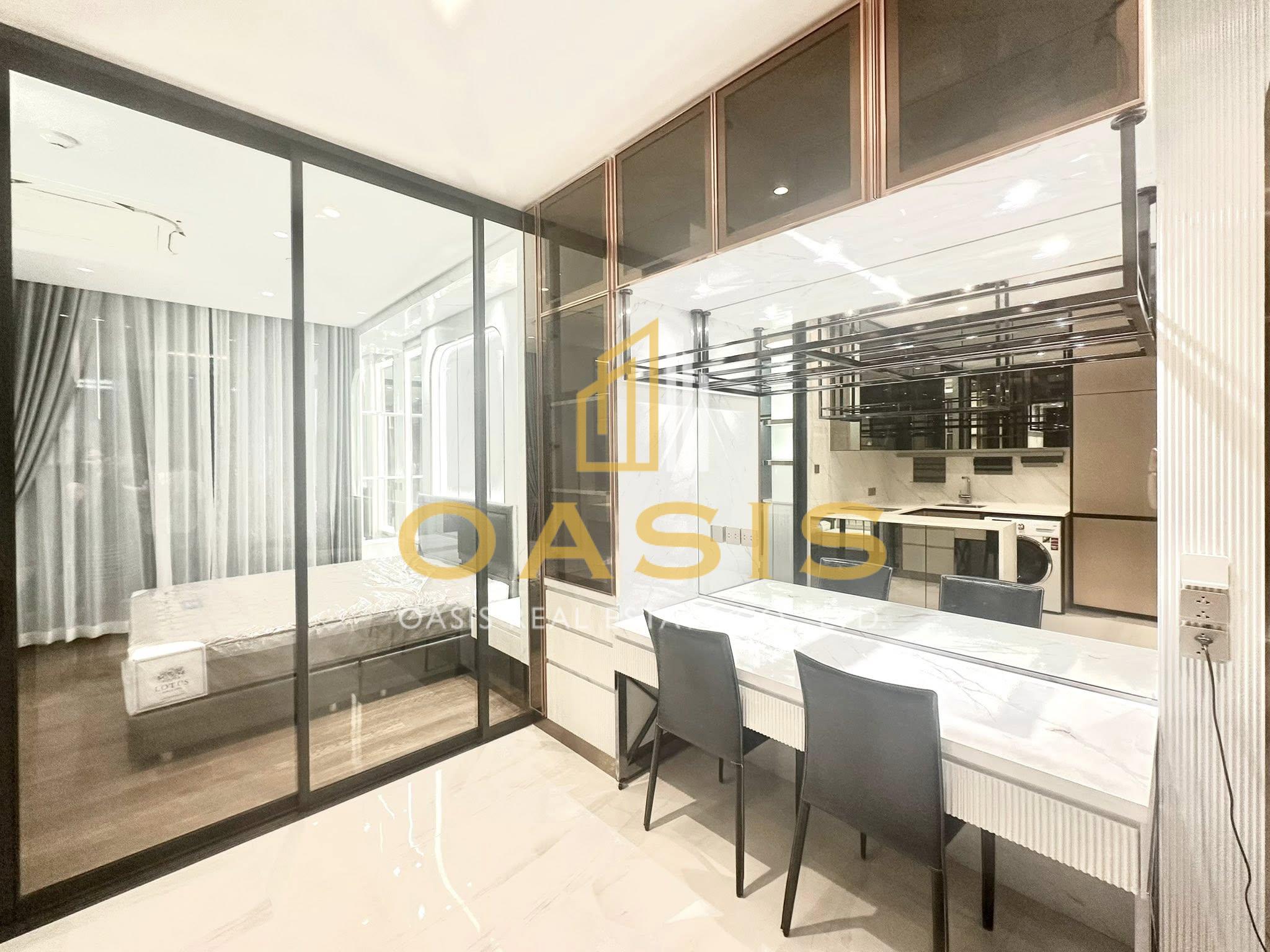 New Luxury Unit at Supalai Icon Sathorn for Rent
