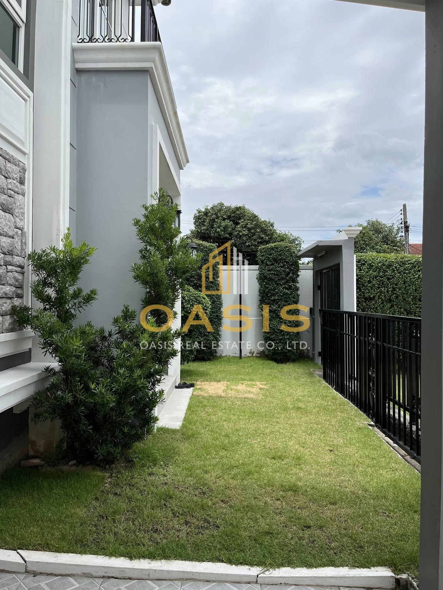 Grandio Ramintra–Wongwaen – Exclusive Corner Home for Rent