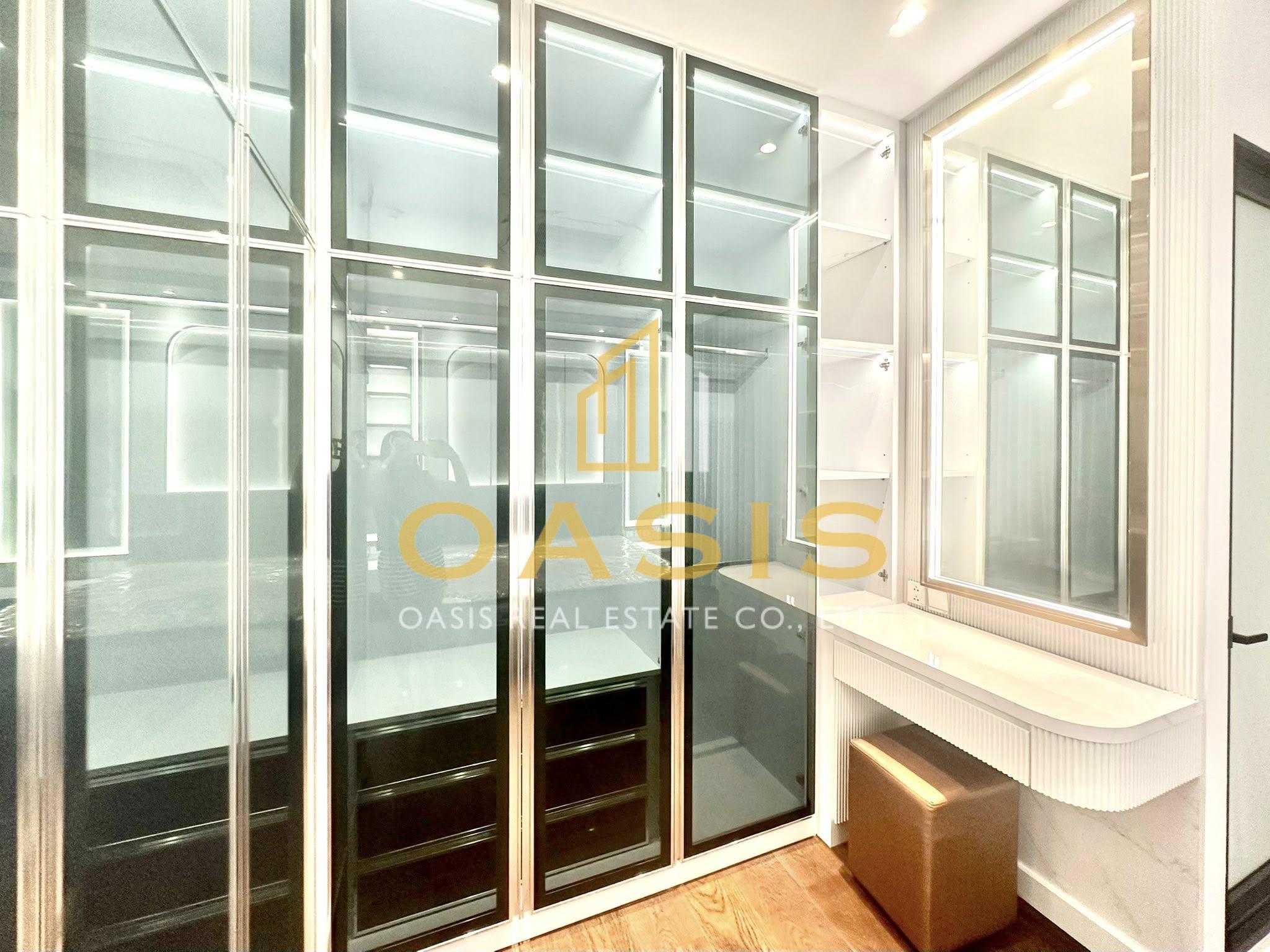 New Luxury Unit at Supalai Icon Sathorn for Rent