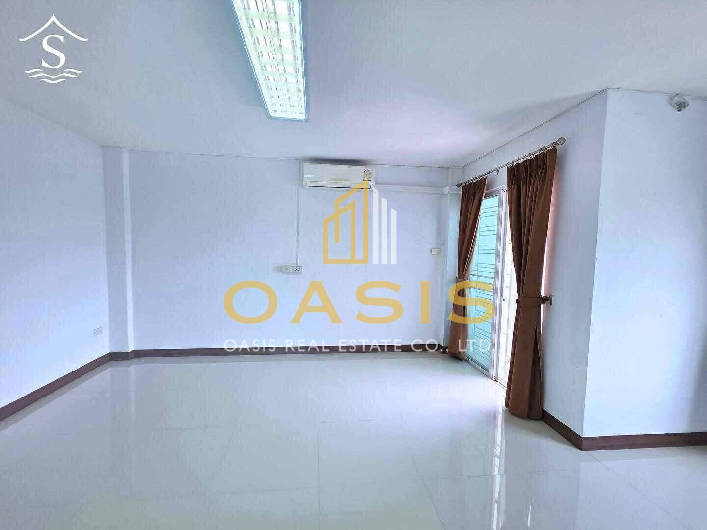 Commercial Building for Sale Bangsaen