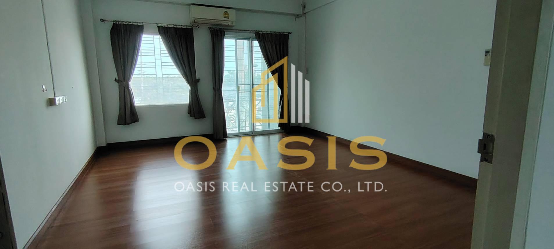 Commercial Building for Sale Bangsaen