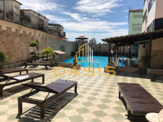 Spacious 1-Bedroom Condo in Central Pattaya for sale