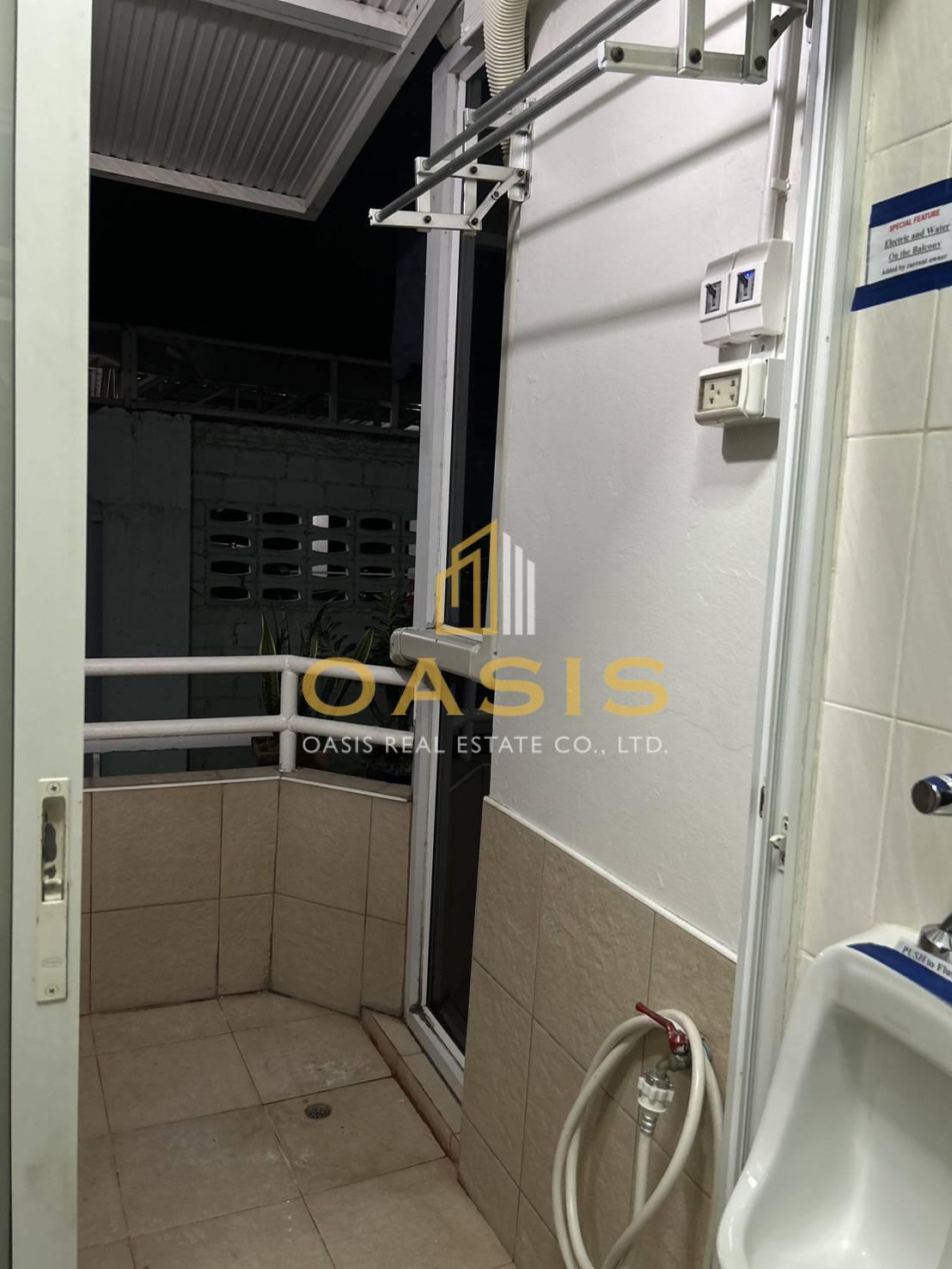 Spacious 1-Bedroom Condo in Central Pattaya for sale