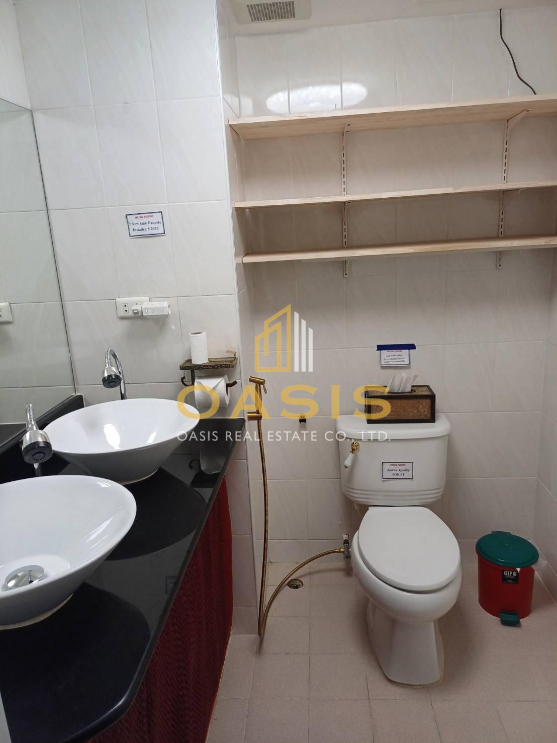 Spacious 1-Bedroom Condo in Central Pattaya for sale
