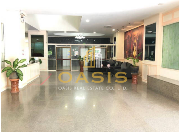 Spacious 1-Bedroom Condo in Central Pattaya for sale