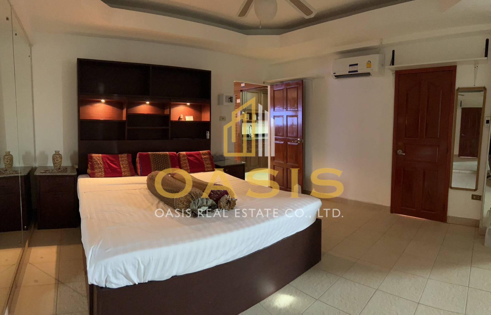 Spacious 1-Bedroom Condo in Central Pattaya for sale