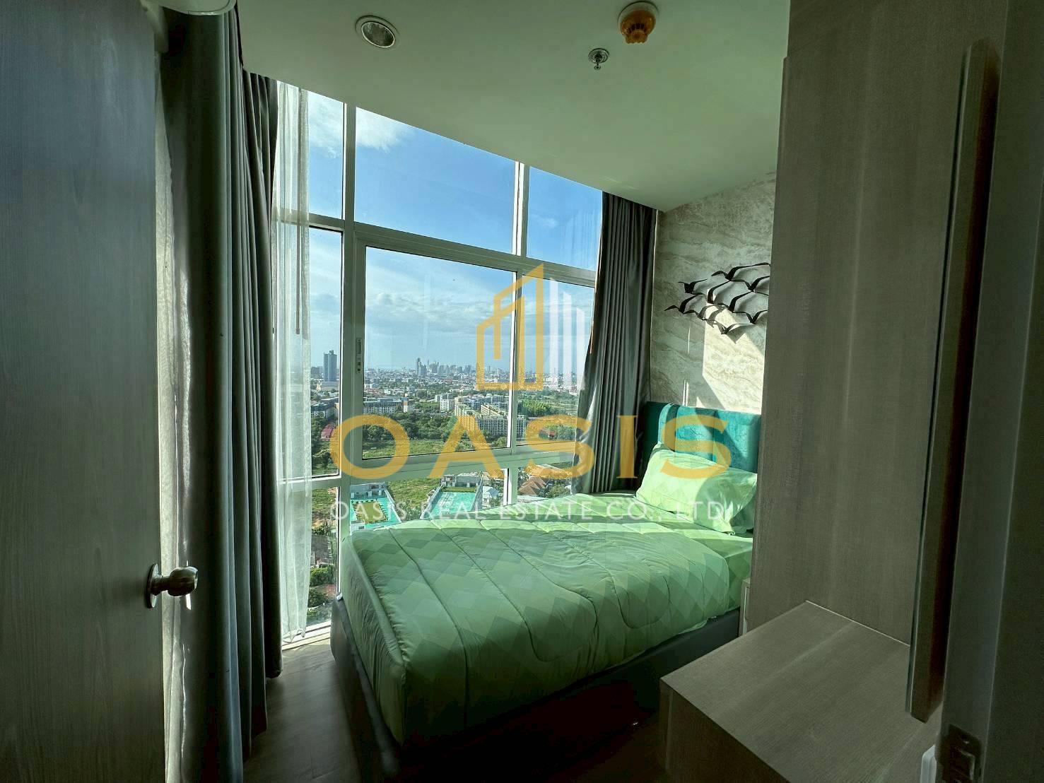 The Twin Tower Jomtien Beach, Pattaya High Floor Condo for Sale