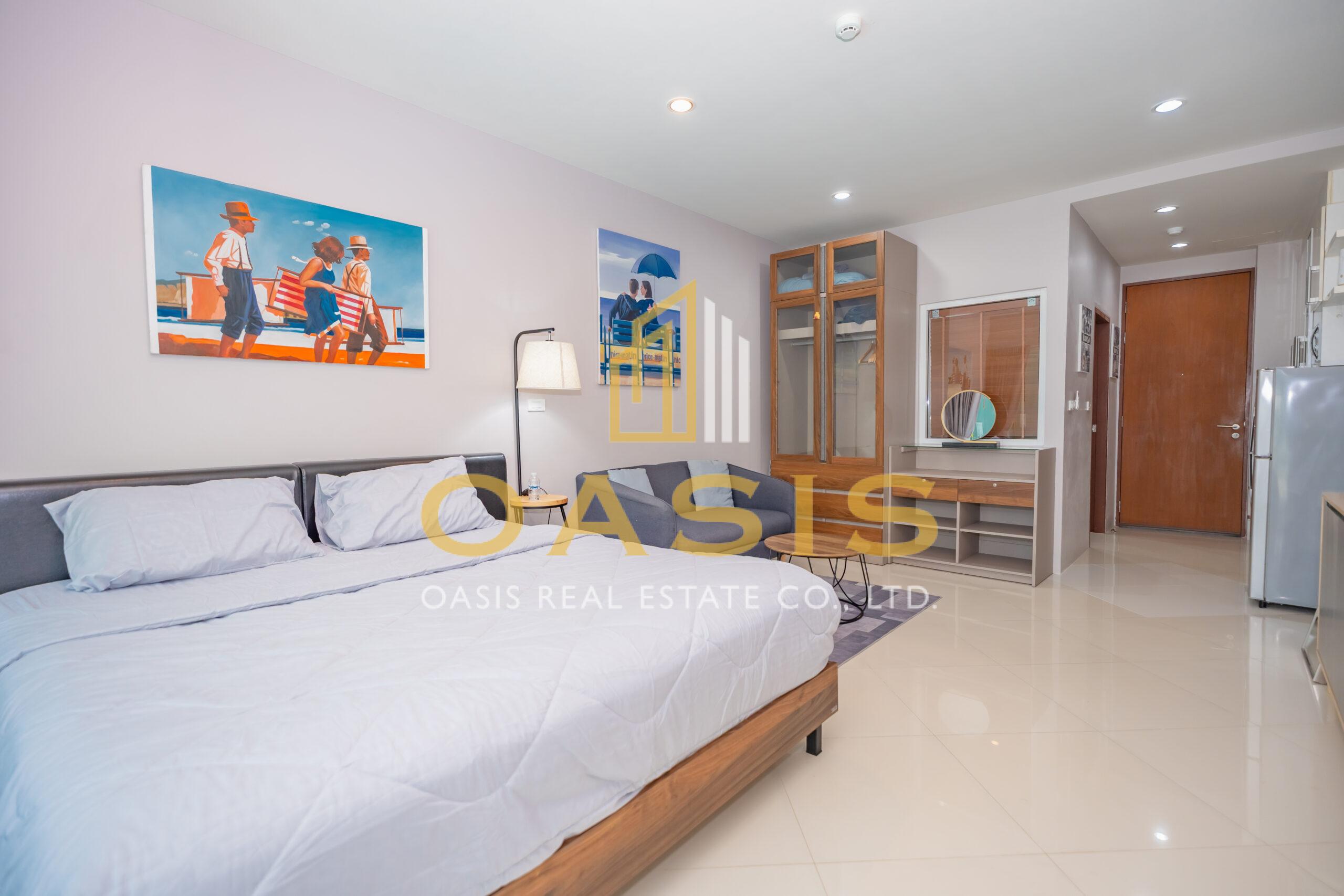 Luxurious Studio for Rent at Diamond Suites Condominium