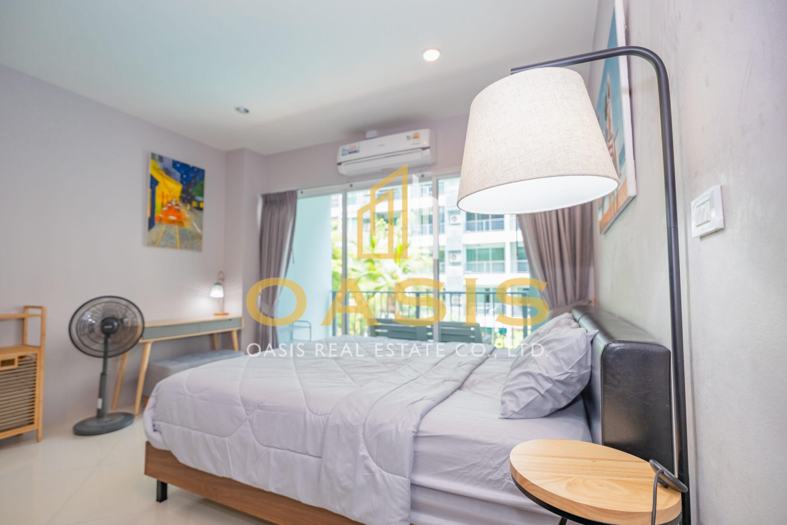 Luxurious Studio for Rent at Diamond Suites Condominium