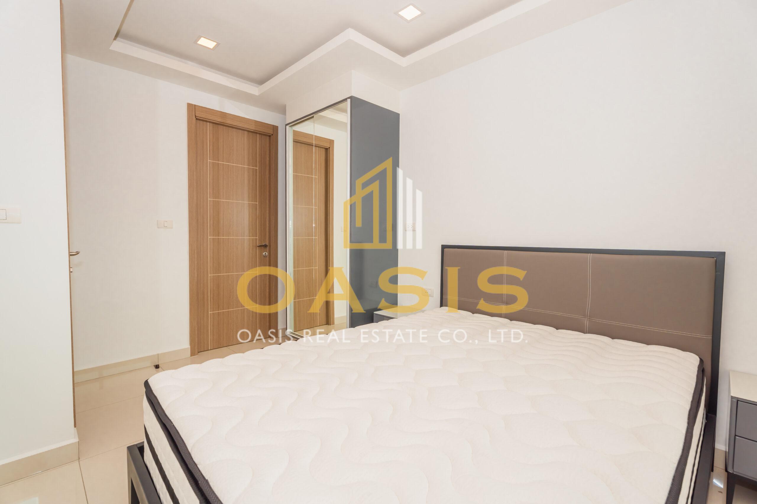 Arcadia Beach Continental 2 Bedroom Condo for Sale