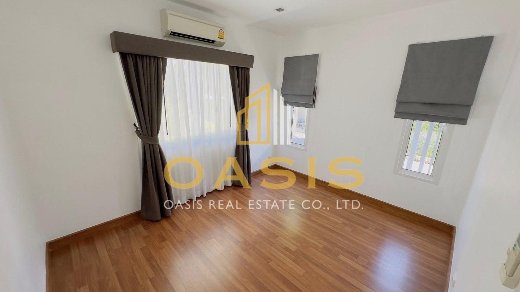 Well designed family home for sale in Baan Pruksa Nara