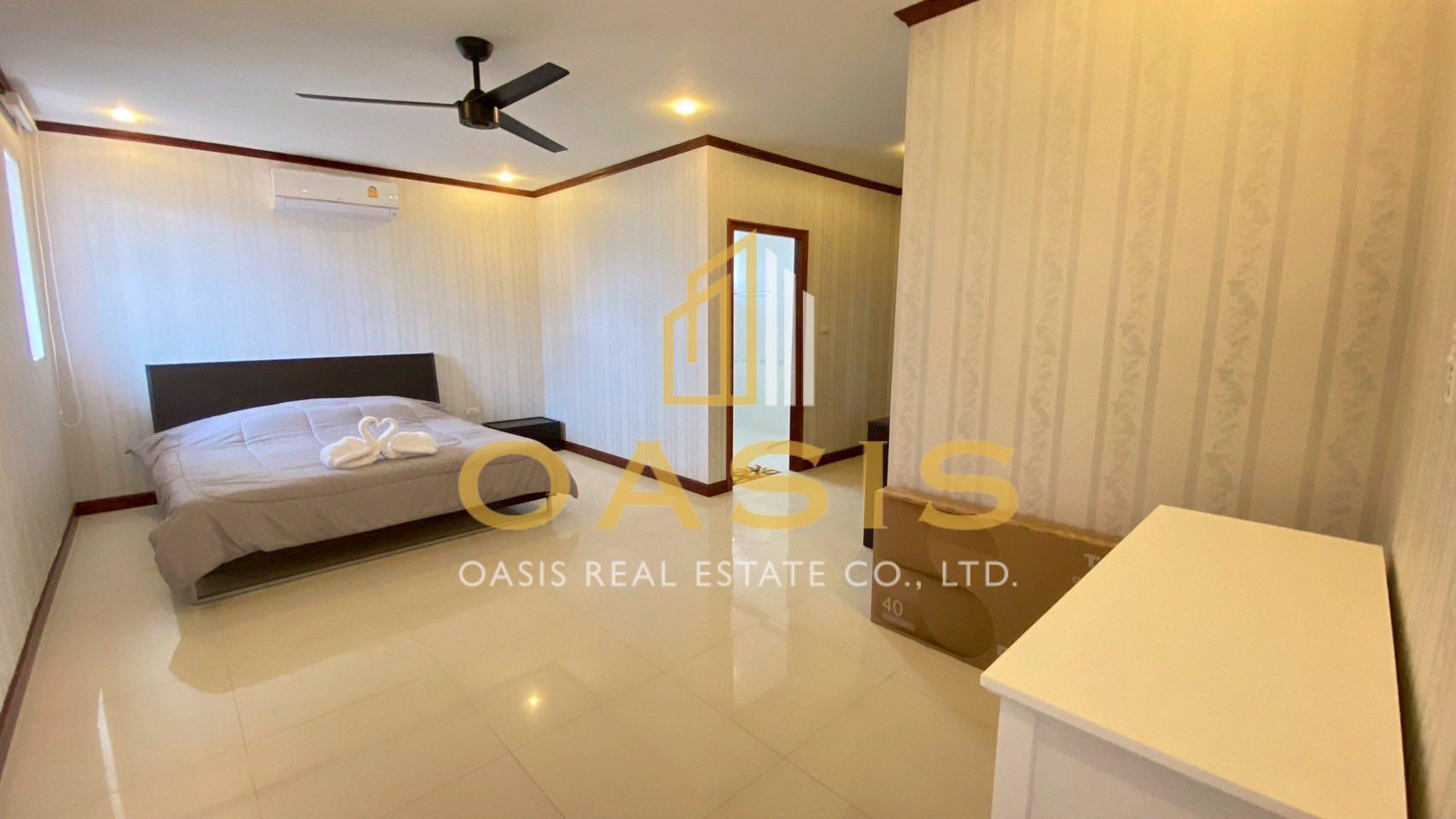 Exclusive 3-Storey Pool Villa for Rent, Just 20m from Jomtien Beach