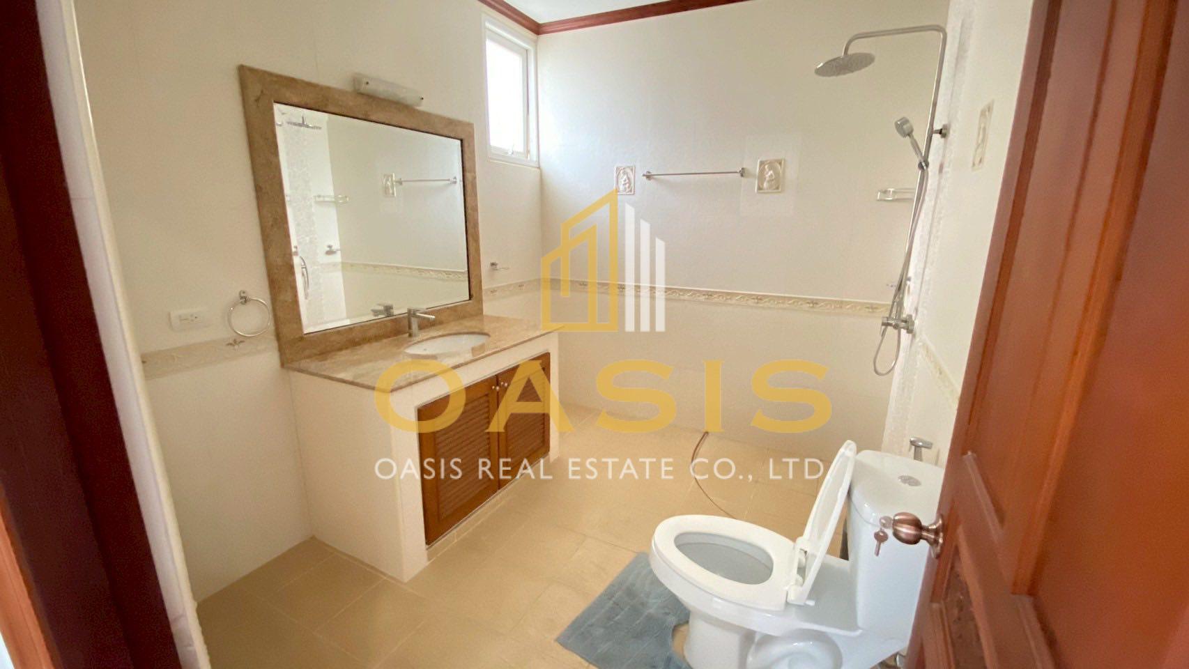 Exclusive 3-Storey Pool Villa for Rent, Just 20m from Jomtien Beach