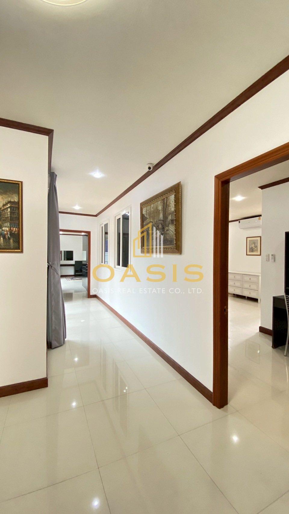 Exclusive 3-Storey Pool Villa for Rent, Just 20m from Jomtien Beach