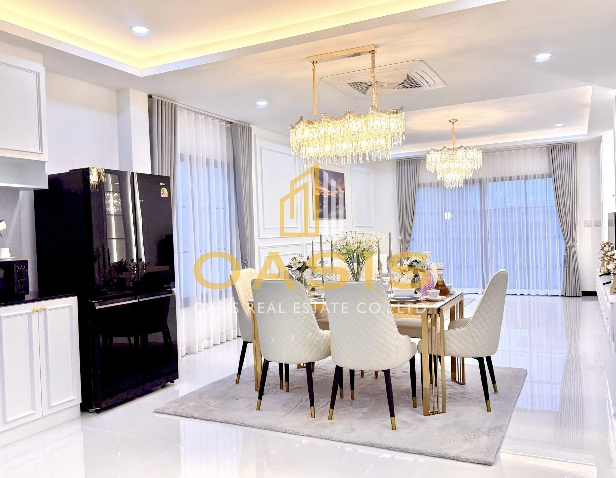 Modern 4 Bedroom Pool Villa For Sale in Huay Yai Modern 4 Bedroom Pool Villa For Sale in Huay Yai