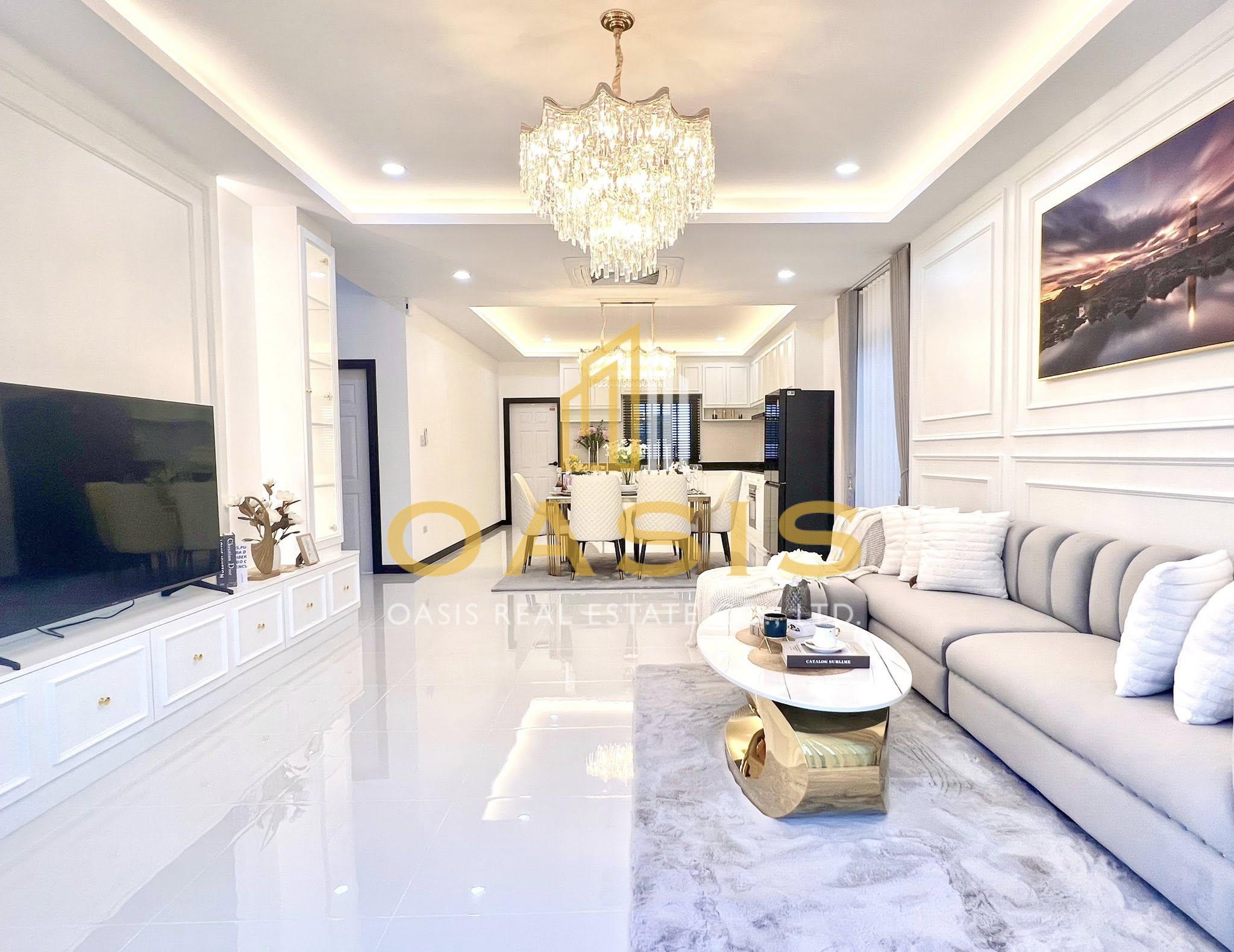 Modern 4 Bedroom Pool Villa For Sale in Huay Yai Modern 4 Bedroom Pool Villa For Sale in Huay Yai