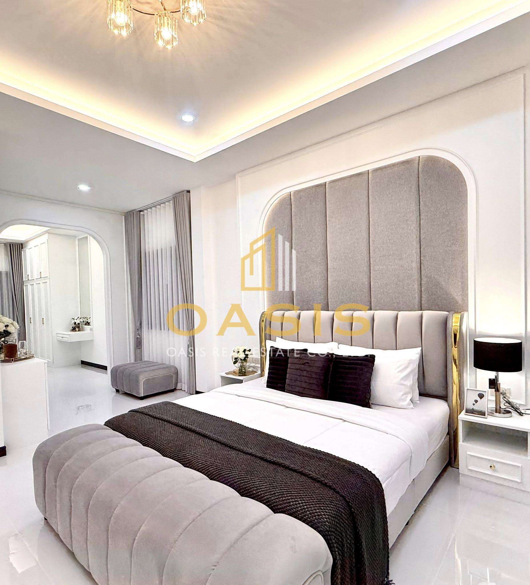 Modern 4 Bedroom Pool Villa For Sale in Huay Yai Modern 4 Bedroom Pool Villa For Sale in Huay Yai