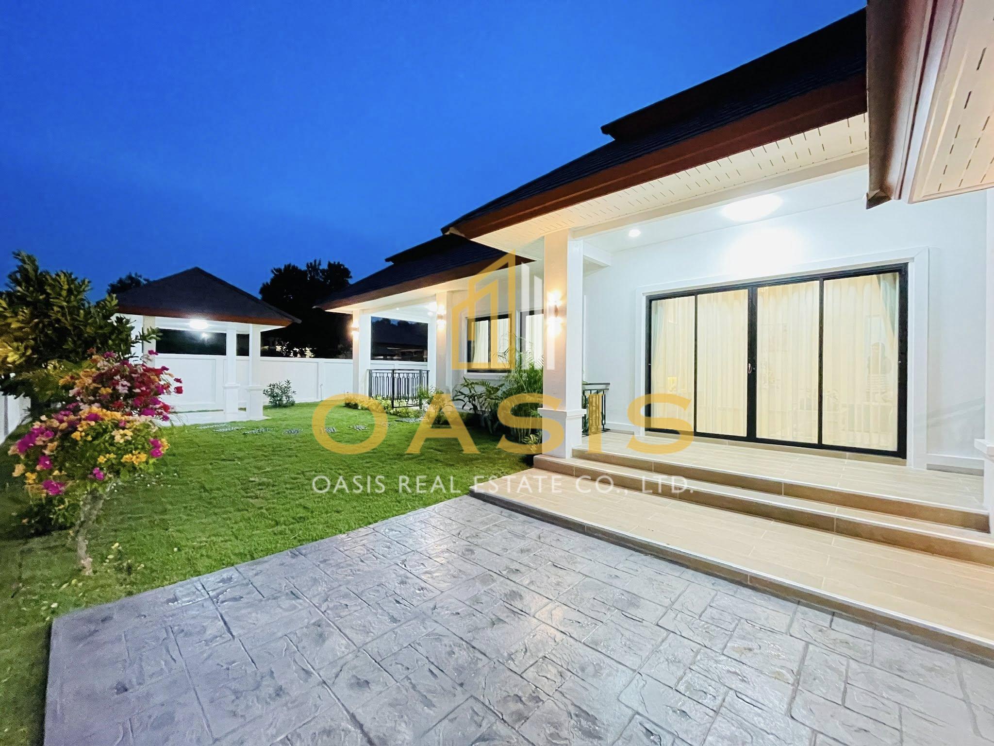 Exclusive Luxury Home Corner Plot for Sale