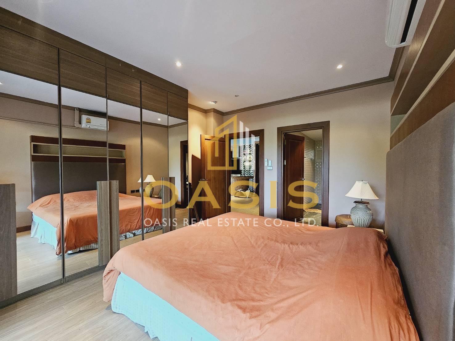 Beachfront Ground Floor Unit Baan Somprasong for Sale and Rent Beachfront Ground Floor Unit Baan Somprasong for Sale and Rent