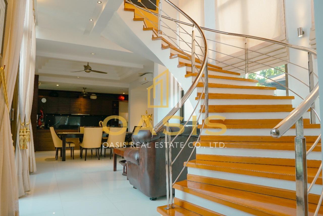 Phutara Villa, Pattaya – Elegant Private Residence for Sale