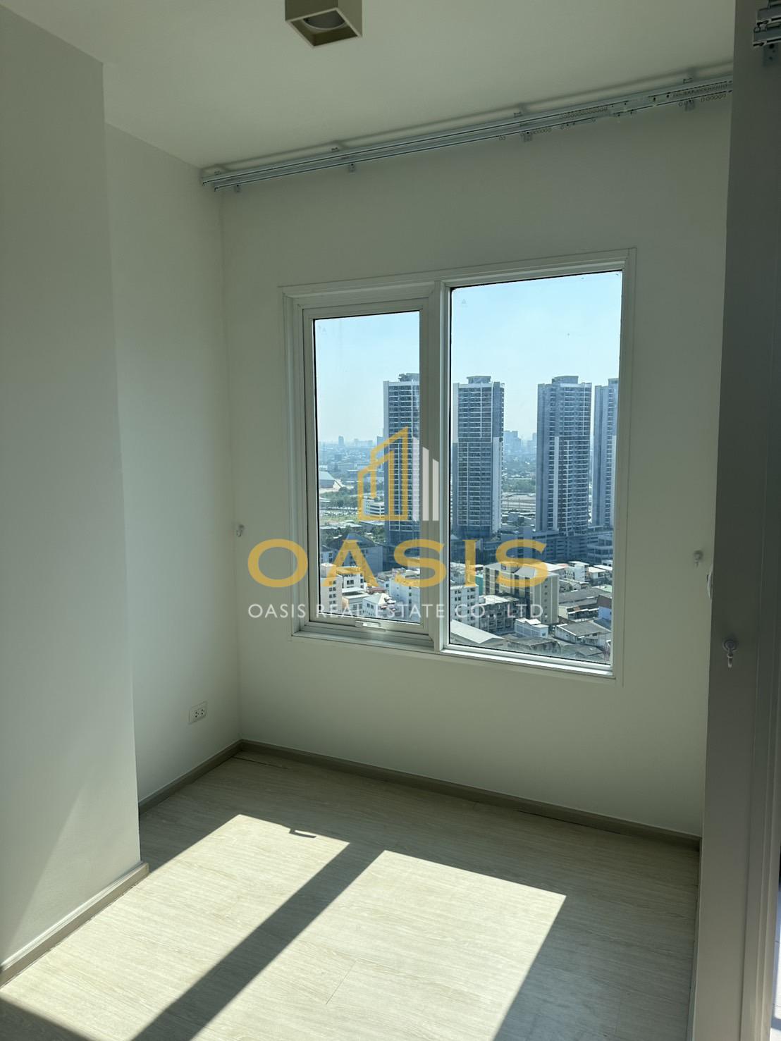 Chapter One Eco Ratchada-HuaiKhwang for sale