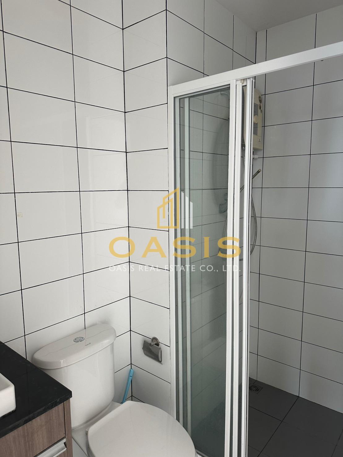 Chapter One Eco Ratchada-HuaiKhwang for sale