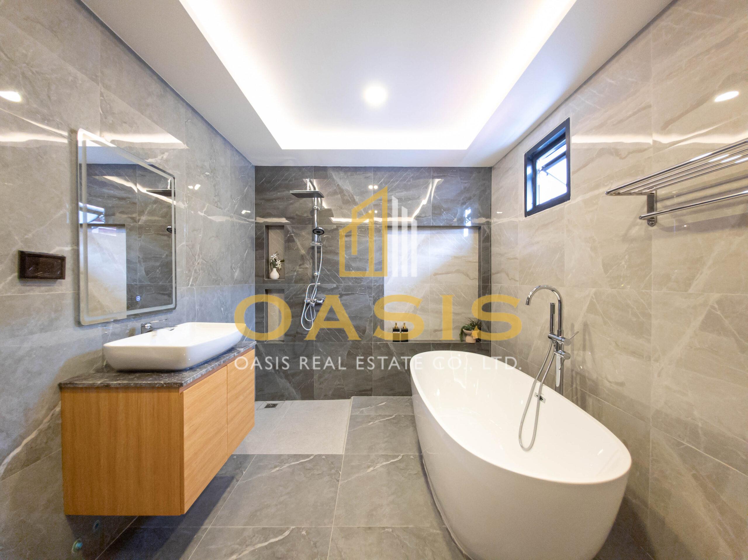 A beautifully renovated 2-storey home for Sale