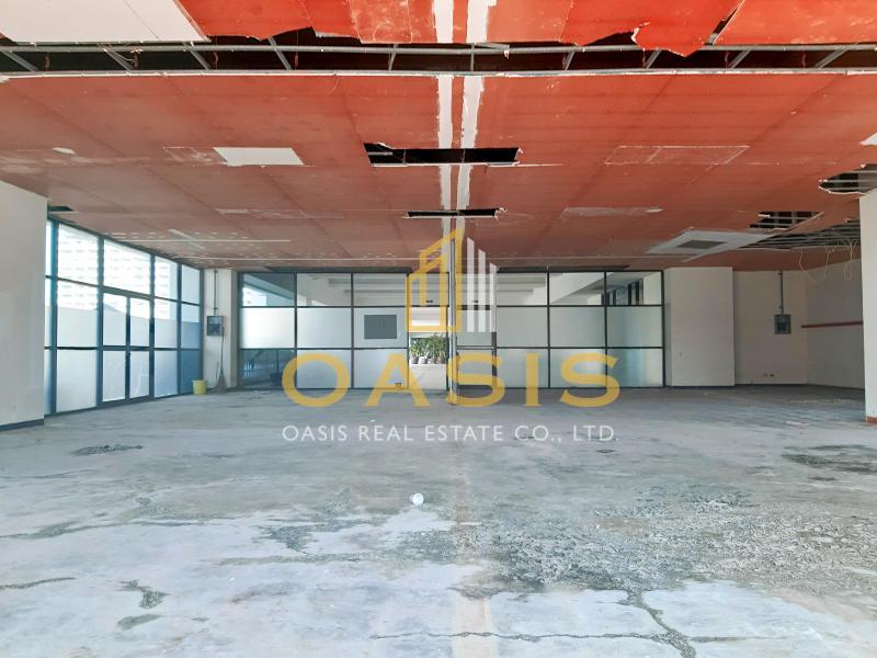 Business Shop in Jomtien  Prime Commercial Space