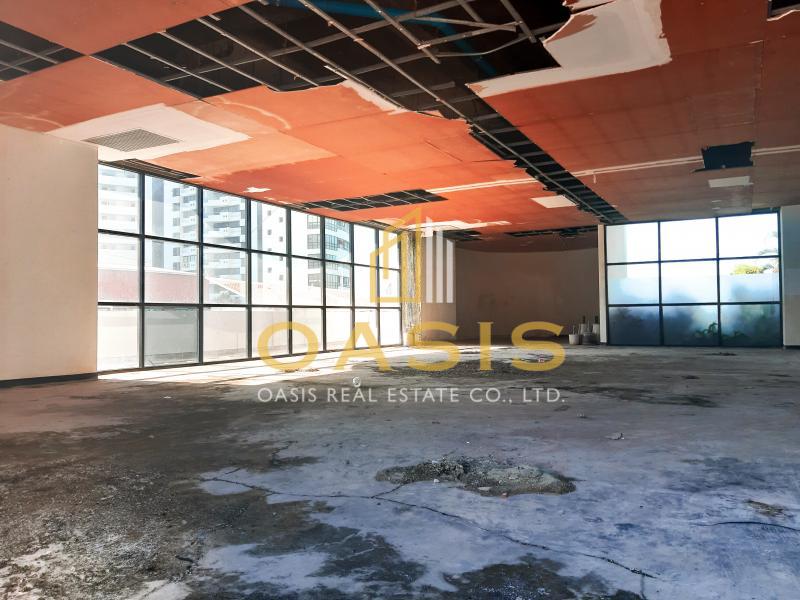 Business Shop in Jomtien  Prime Commercial Space