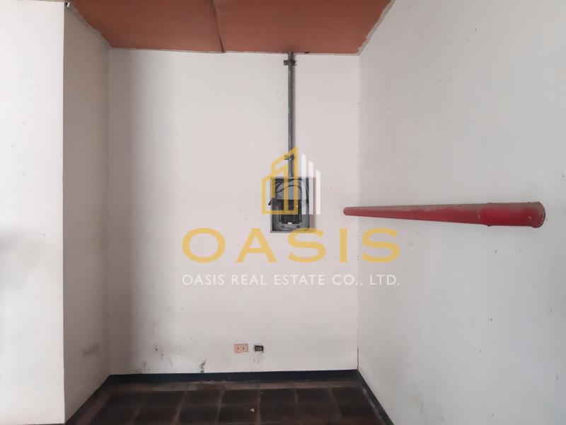 Business Shop in Jomtien  Prime Commercial Space